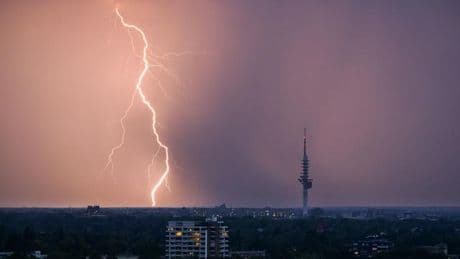 Wetter: Gewitter und Regen am Pfingstwochenende in Niedersachsen