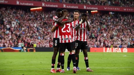 El Athletic abre los festejos de la Aste Nagusia con la alegría de la victoria y esperando cerrar el fichaje de Laporte