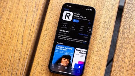 Revolut instala su segunda sede para Europa en París y pedirá la licencia bancaria francesa