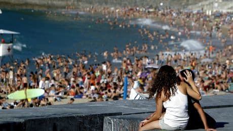 Viajes a crédito o vacaciones con hucha: ¿Cómo evitar que tu verano se convierta en deuda?