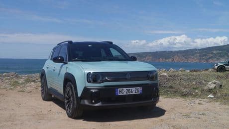 I drove Renault’s 60s-themed family car full of features – 3 things to know