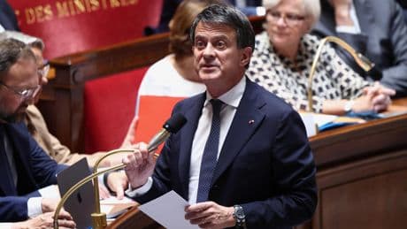 Manuel Valls déclare que «l'absence d'accord conduirait au chaos» en Nouvelle-Calédonie