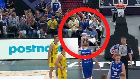 Nach Sturz im TV - Schweden entschuldigen sich für Torkel-Fan