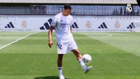 Alexander-Arnold vorgestellt - Plötzlich überrascht der Real-Neuzugang alle
