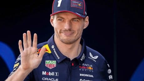 Max Verstappen laat filmavond voor coureurs maar wat graag schieten: ’Niet meer dan normaal’