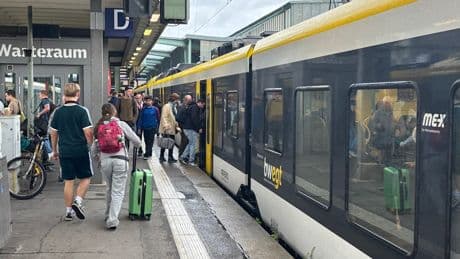 Frust-Protokoll aus dem Bummelzug - „Es kann sich nur noch um Stunden handeln“