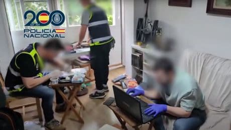 Desarticulada una red de pornografía infantil: un exmilitar y un profesor de la ESO, entre los detenidos