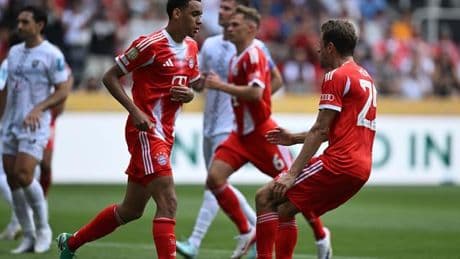 Fußball: 10:0: Bayern starten WM-Mission mit Torfestival