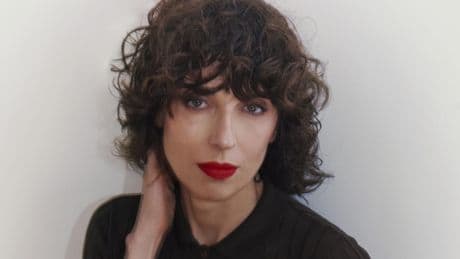 Blanca Lacasa se estrena como novelista con 'El accidente': “Las pantallas potencian la confusión del enamoramiento”