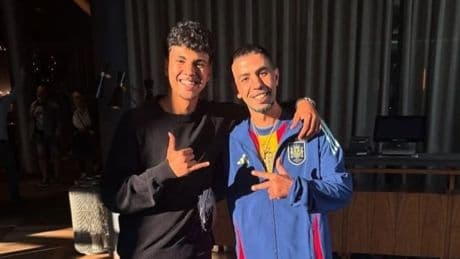 Was dahintersteckt - Yamal-Papa postet Foto mit Bayern-Profi!