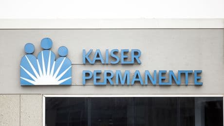 A Kaiser Permanente systems outage has pharmacies relying on pen and paper