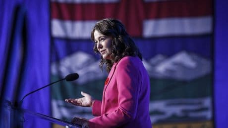 Premier Danielle Smith to greet world leaders arriving in Alberta for G7