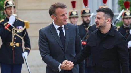 En direct, guerre en Ukraine : les Européens sont prêts à apporter des garanties de sécurité à l’Ukraine, déclare Emmanuel Macron en présence de Volodymyr Zelensky