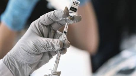 Lo scontro sui vaccini: la Lega chiude il caso