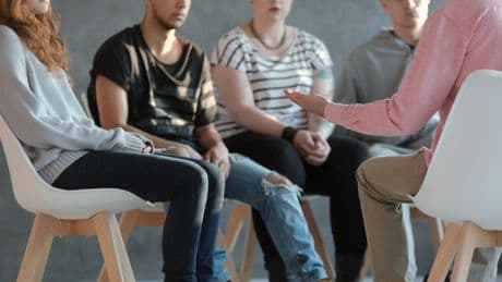 Madrid ofrece a los jóvenes un curso gratuito sobre salud mental y prevención de adicciones