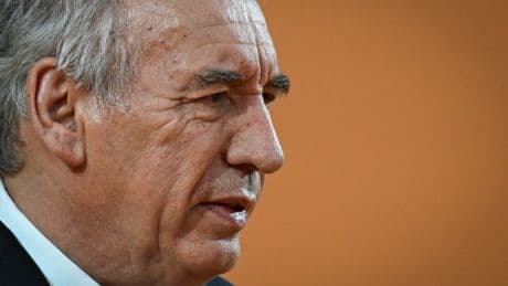 François Bayrou juge « insultante » la polémique sur le coût du chantier de son bureau à 40 000 euros à Pau