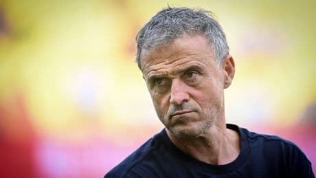 PSG-Coach bei Fahrradunfall verletzt - Luis Enrique ins Krankenhaus eingeliefert