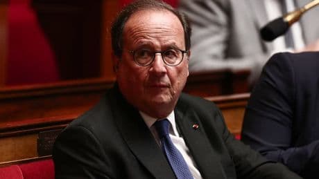 Nicolas Sarkozy exclu de la Légion d’honneur: François Hollande affirme qu'"il n’y avait pas d’autres choix"