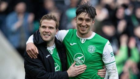 These 2 Hibs stars said it all about David Gray togetherness with acts that speak louder than tifos – Tam McManus