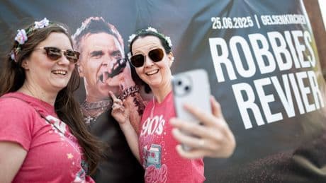 Robbie Williams in Gelsenkirchen: Drehbuchschreiber des eigenen Lebens