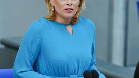 Bundestagspräsidentin unzufrieden: Klöckner klagt über „sehr schwach“ besetzte Regierungsbank