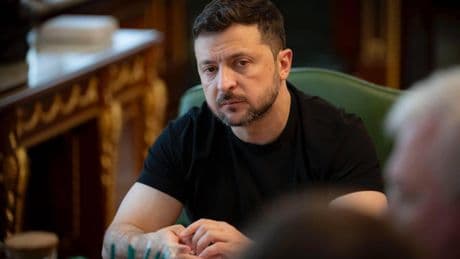 Zelenski confirma que la delegación ucraniana asistirá a las conversaciones de paz en Estambul este lunes