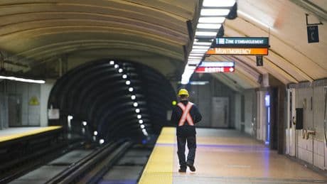Montreal transit agency reinstates ‘move along’ rule to boost sense of security