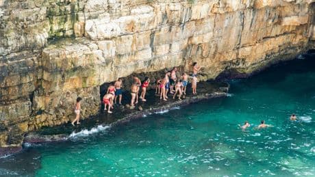 Tourists warned against ‘reckless’ cliff-diving after man dies in Italy