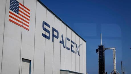 SpaceX Purchasing Wireless Spectrum Licenses From EchoStar For $17 Billion