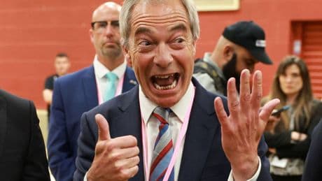 El partido de Farage arrebata un escaño a los laboristas por 6 votos en las elecciones parciales en UK