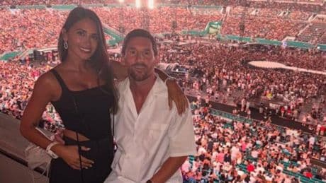 Leo Messi y Antonela Rocuzzo, las nuevas víctimas de la 'kiss cam' de Coldplay