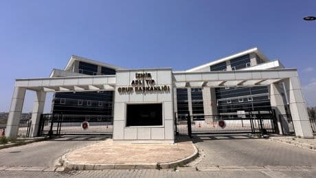 Eski Meclis başkan vekili Işıklar'ın oğlu, annesini öldürdüğü gerekçesiyle tutuklandı