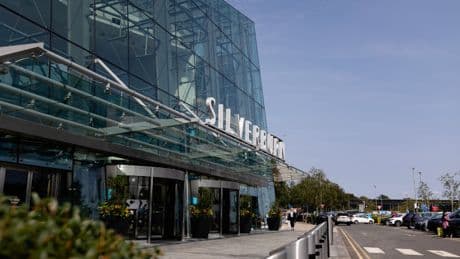 Scottish shopping centre secures global fashion brand