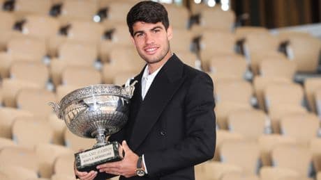 Carlos Alcaraz asistirá al homenaje a Rafael Nadal en Roland Garros