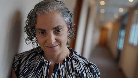 «Las mujeres que llegan a la política están más preparadas que los hombres»