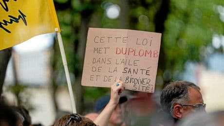 Loi Duplomb : 61 % des Français se disent opposés au texte