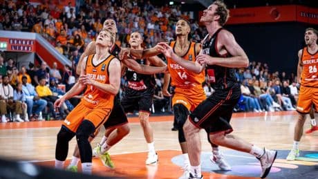 Nederlandse basketballers pakken eerste wedstrijd in aanloop naar WK