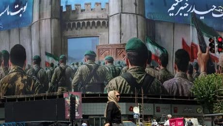 Israele, nuovi attacchi in Iran: «Gaza ormai è un fronte secondario»