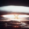 Essais nucléaires français : la commission parlementaire préconise une meilleure indemnisation des victimes
