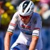 “Wist dat het moeilijk zou worden na lekke band”: Tim Merlier sprint niet mee, ritzege is voor Jonathan Milan