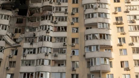 Ukraine: Moscou juge le conflit "existentiel" après avoir mené des frappes de représailles