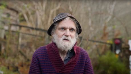 Un hombre vive como un ermitaño en Escocia desde hace 40 años: &quot;Nunca viviré en los términos de nadie más&quot;