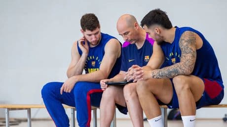 Dos caras nuevas en el regreso de Satoransky a los entrenamientos del Barça