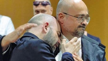 Roberto Saviano vence 17 años después en los tribunales a la Camorra, la mafia napolitana