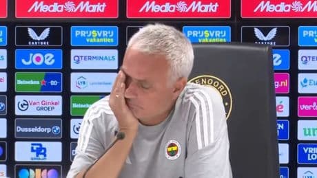 El emotivo recuerdo de Mourinho, sin poder contener las lágrimas, de Jorge Costa: "Estoy triste, es parte de mi historia"