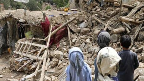 Afganistan'daki depremde can kaybı 2 bin 205'e yükseldi