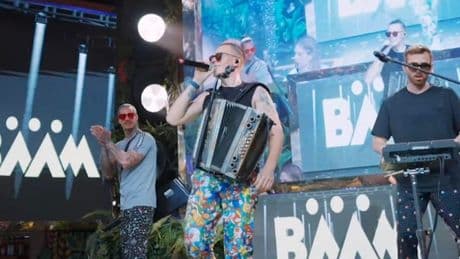 Ösi-Band rockt los - Was ein BÄÄM im „Megapark“