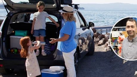 Víctor Pardo, ingeniero y jefe de reparación electrónica en Norauto: “Hay recomendaciones para evitar que el calor afecte a la batería del coche y que, en zonas de playa, el salitre y la humedad faciliten la corrosión”