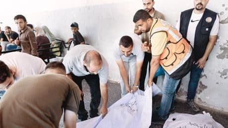 İsrail Gazze’de kilise vurdu... Çocuklar, yaşlılar, engelliler sığınmıştı