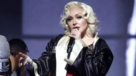 Pop müziğin efsane ismi Madonna'nın hayatı dizi oluyor